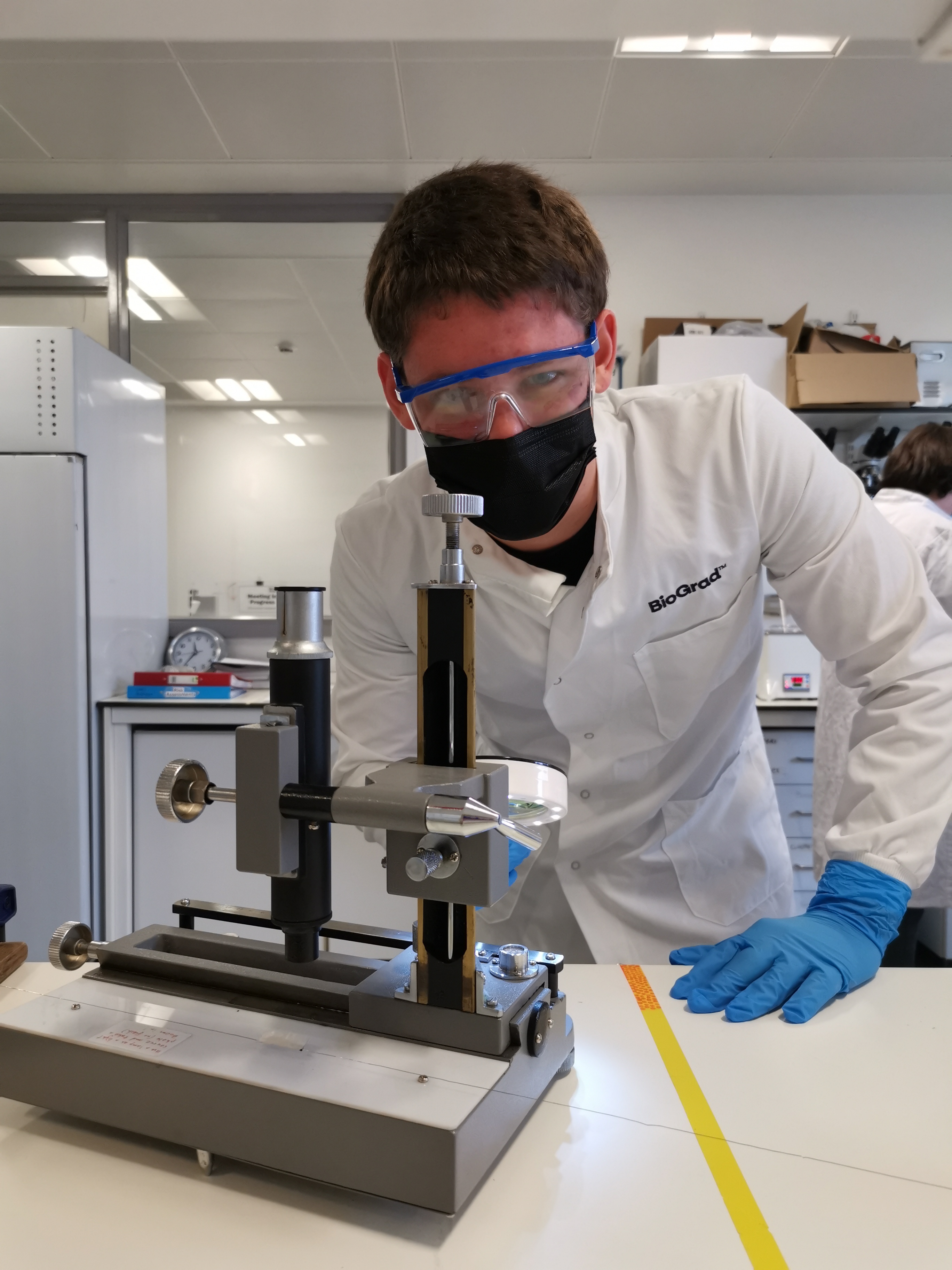 Physics practical session at BioGrad